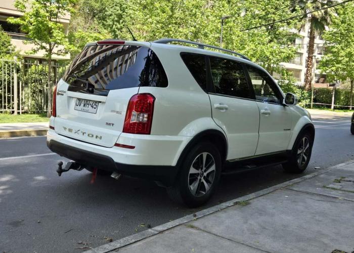 SSANGYONG REXTON AUT 4x4 FULL 2018