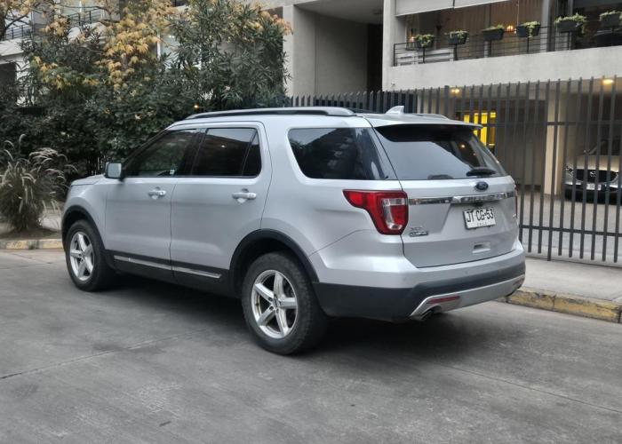 FORD EXPLORER XLT 4x4 2017