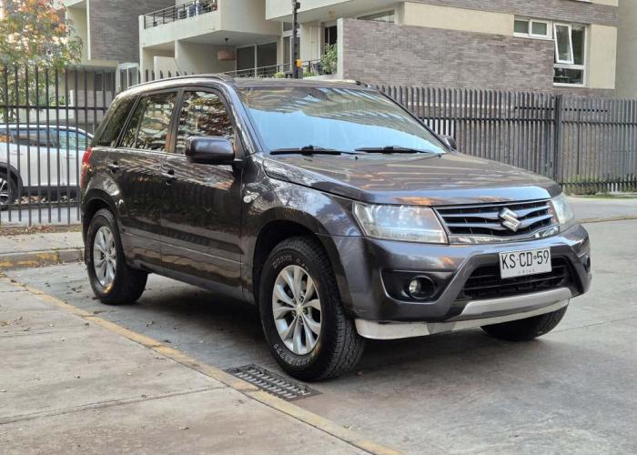 SUZUKI GRAND NOMADE 2.4 GLX 4X4