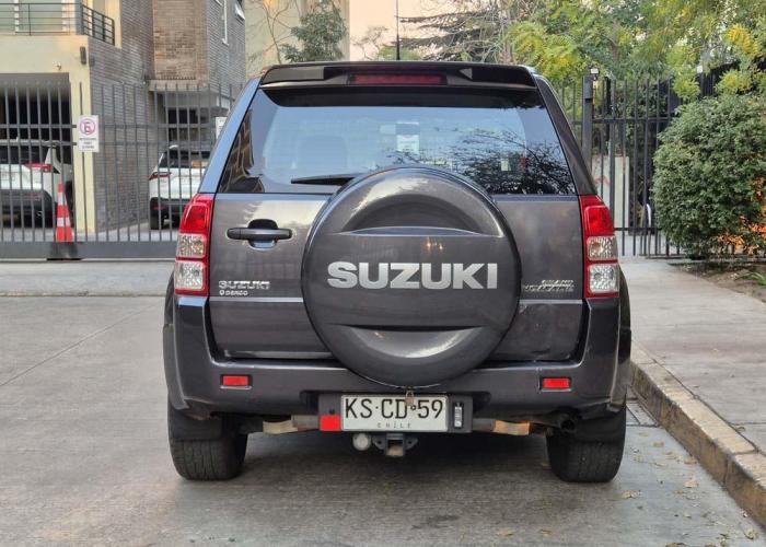 SUZUKI GRAND NOMADE 2.4 GLX 4X4