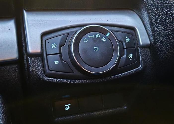FORD EXPLORER XLT 4x4 2017