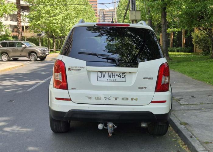 SSANGYONG REXTON AUT 4x4 FULL 2018