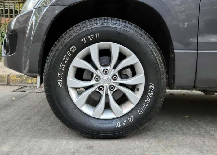 SUZUKI GRAND NOMADE 2.4 GLX 4X4