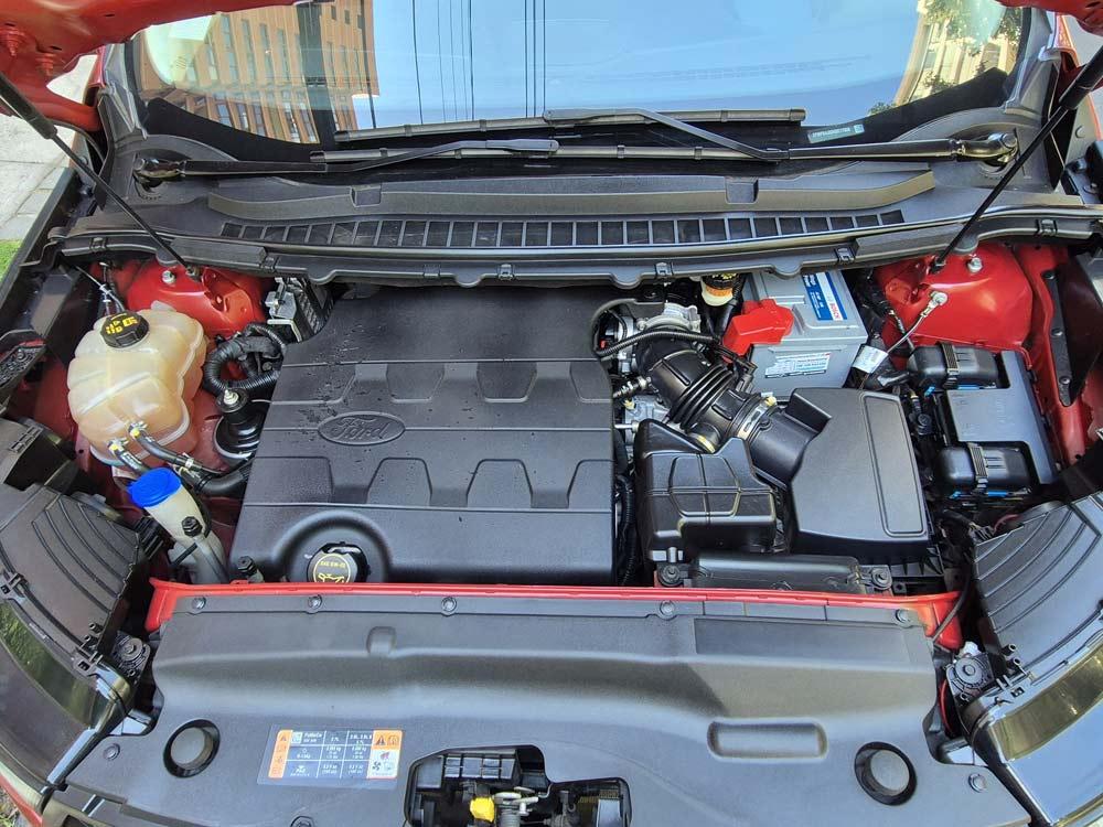 
								Ford Edge SEL 3.5 2018 full									