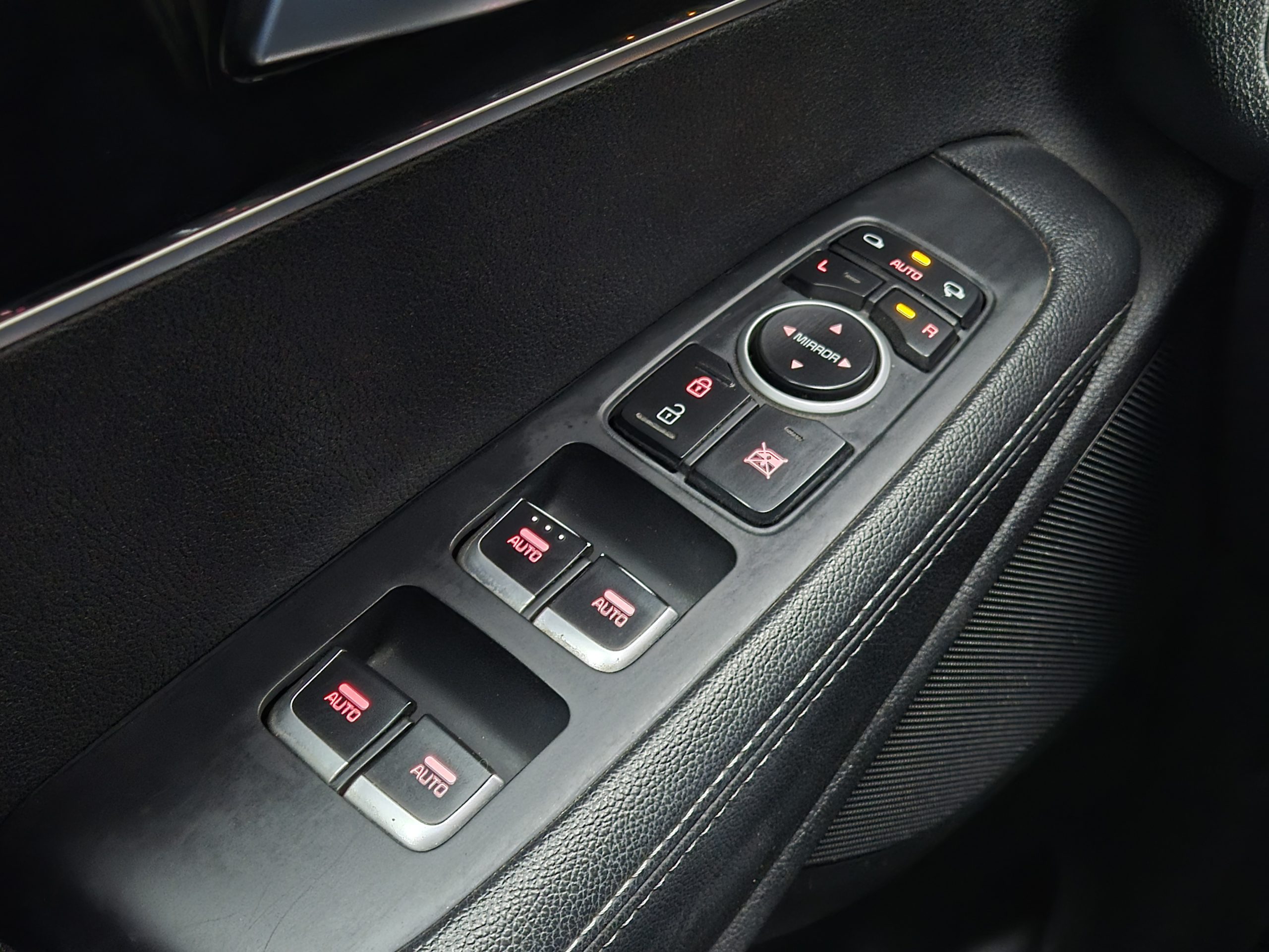 
								Kia Sorento GTL Diesel AWD 2019 full									
