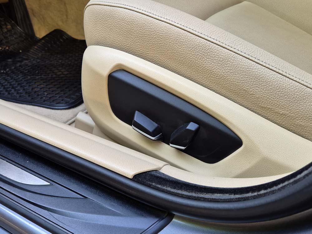 
								BMW 520 i full									