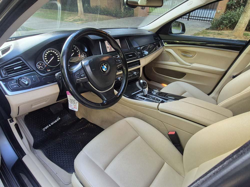 
								BMW 520 i full									
