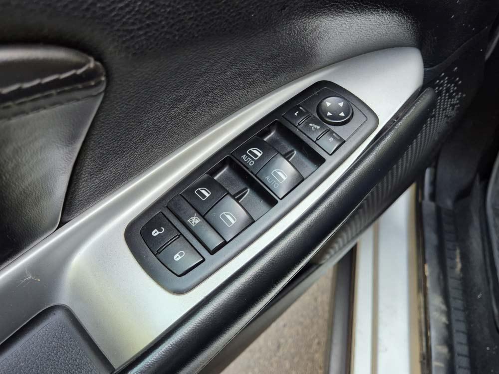 
								DODGE JOURNEY 3.6 SXT 2012 full									