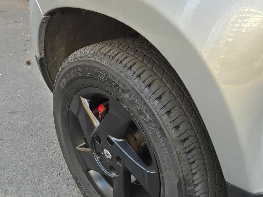 
								Renault Duster 2.0 2016 full									