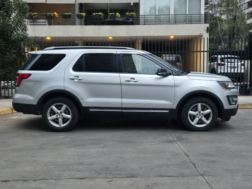 
								Ford Explorer XLT 4×4 2017 full									