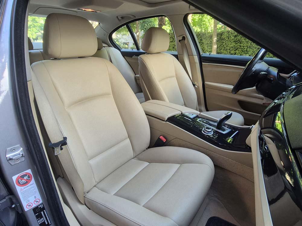 
								BMW 520 i full									