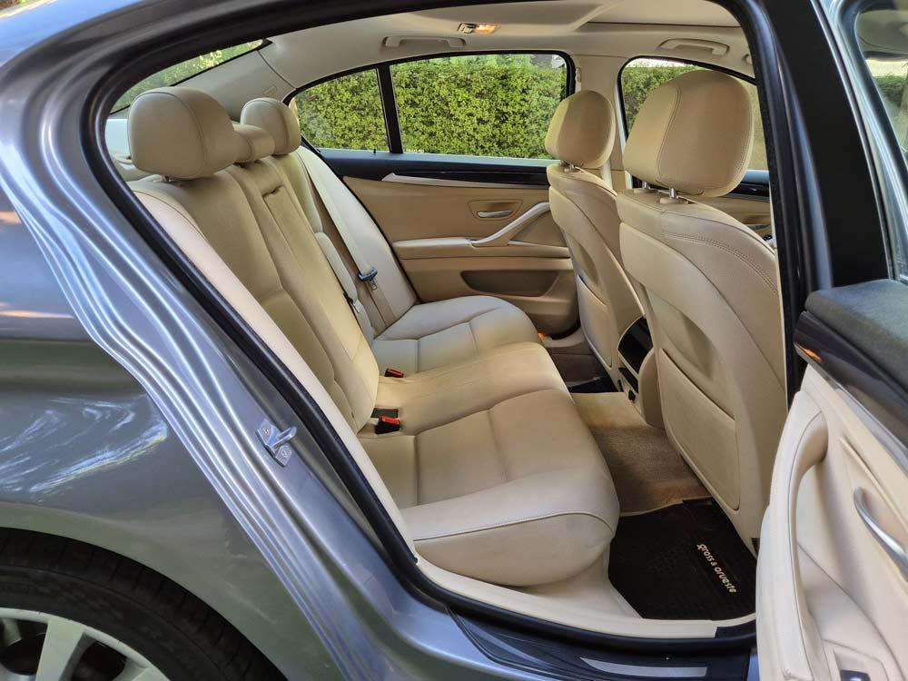 
								BMW 520 i full									