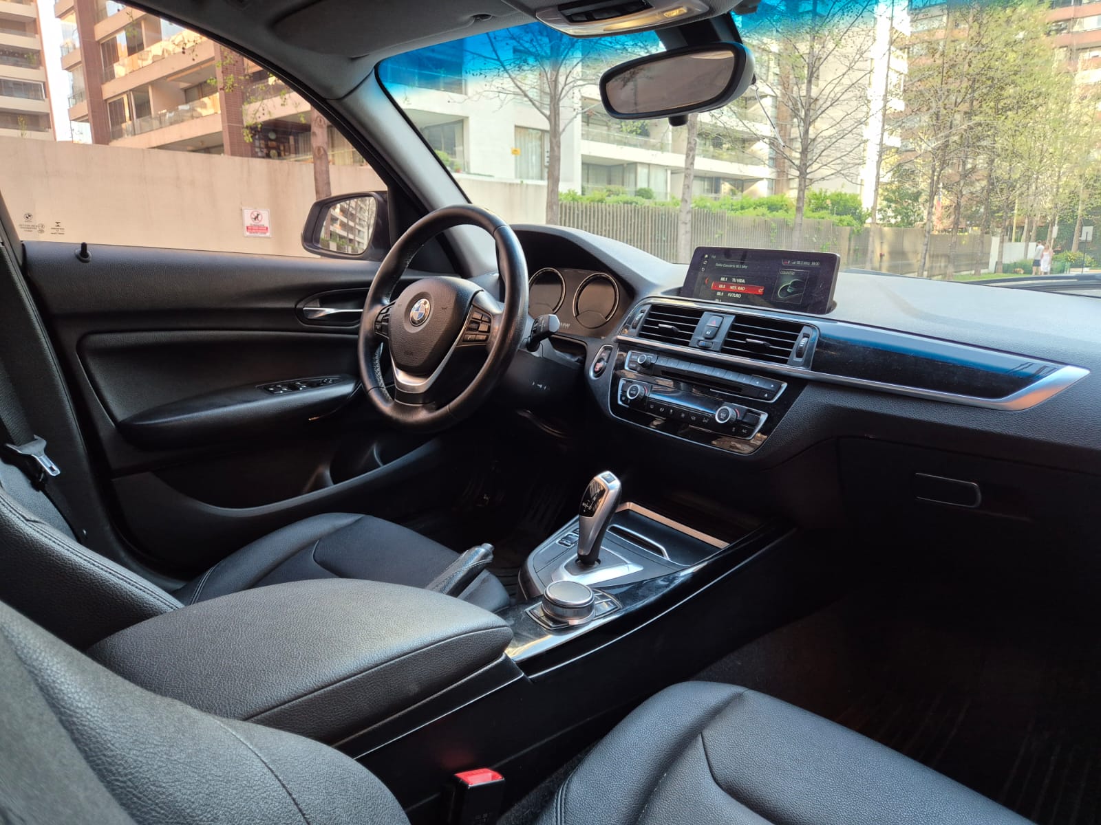 
								BMW 118i 2018 full									