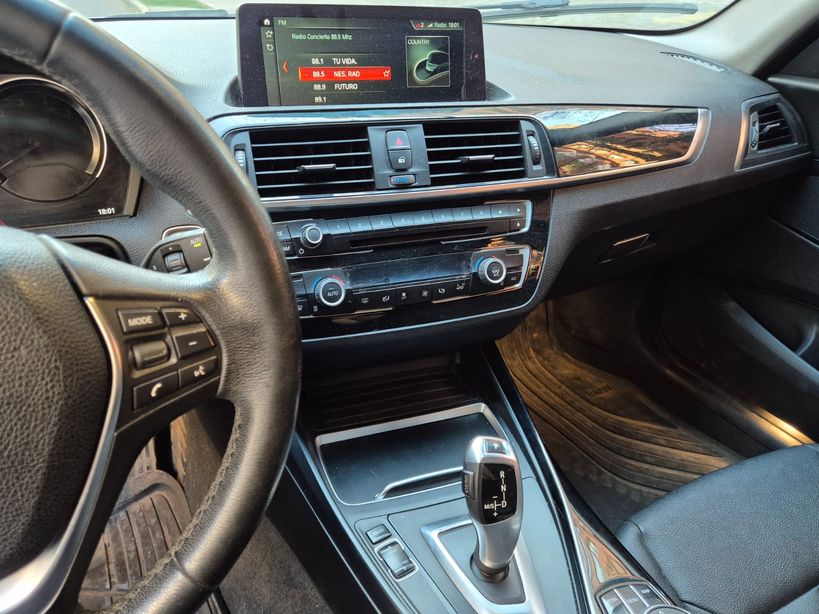 
								BMW 118i 2018 full									