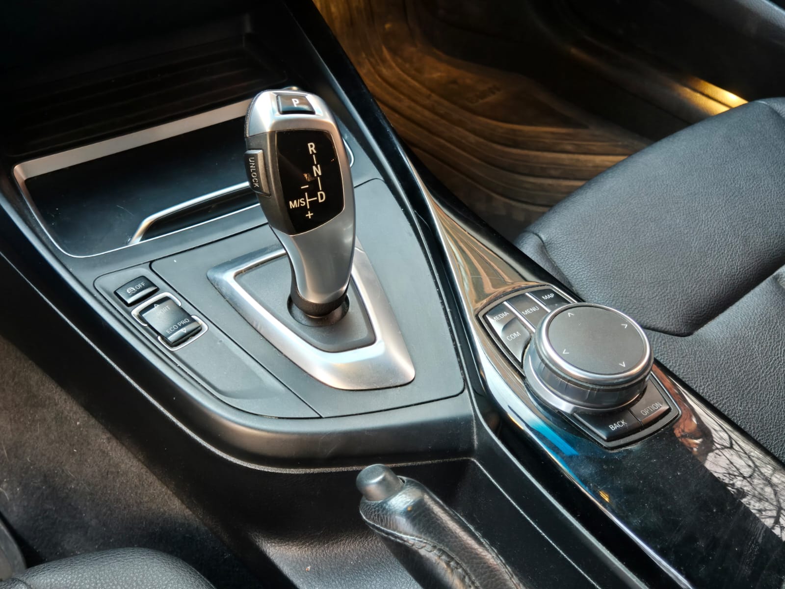 
								BMW 118i 2018 full									