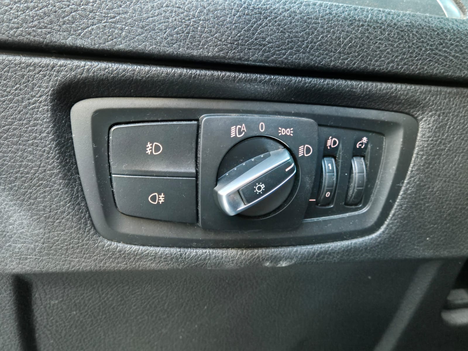 
								BMW 118i 2018 full									