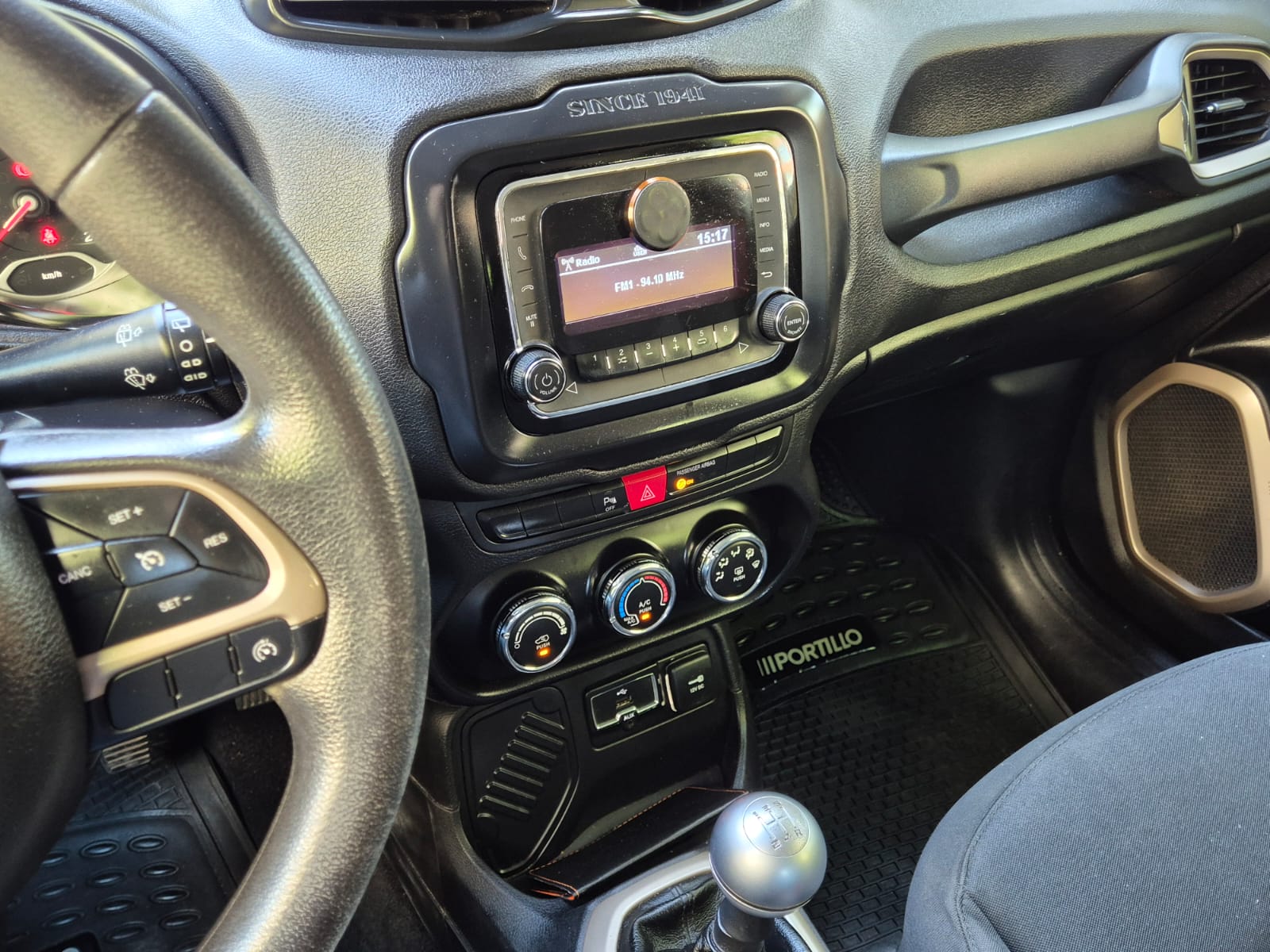 
								Jeep Renegade 1.7 Sport 2016 full									