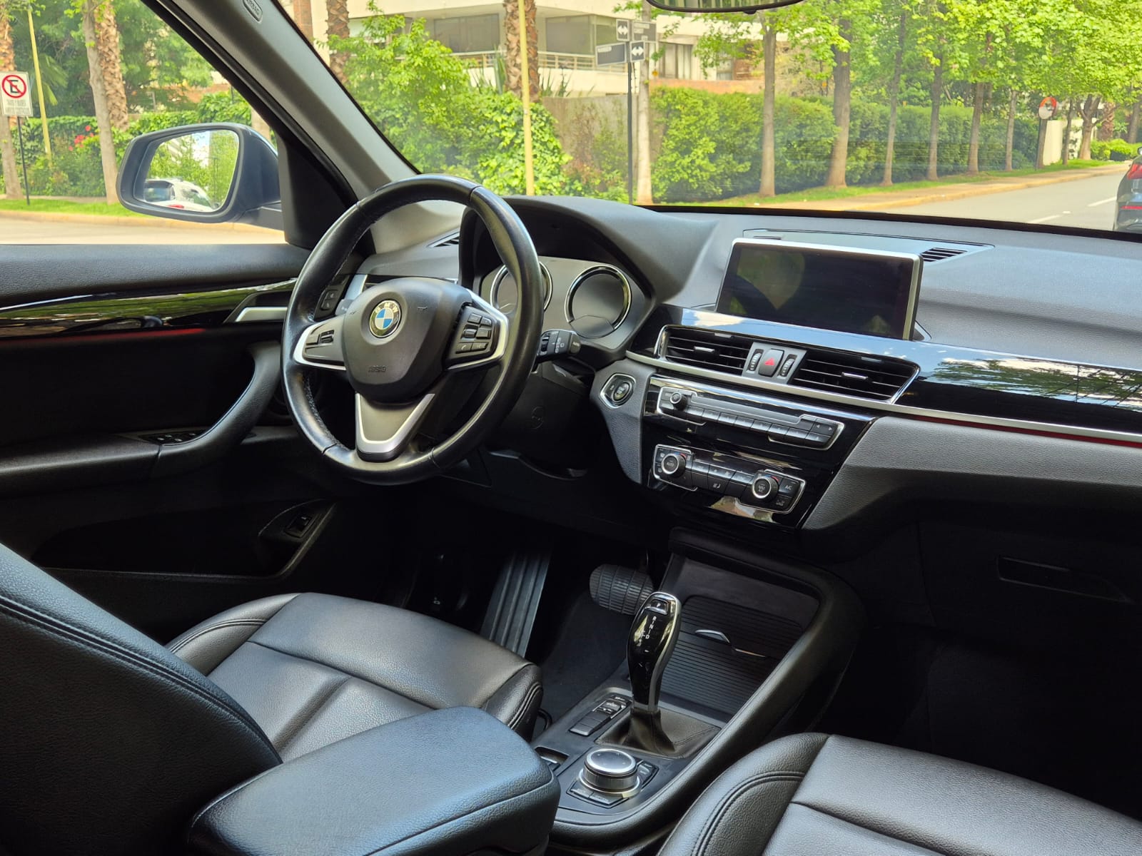
								BMW X1 1.5 S-drive 2022 full									